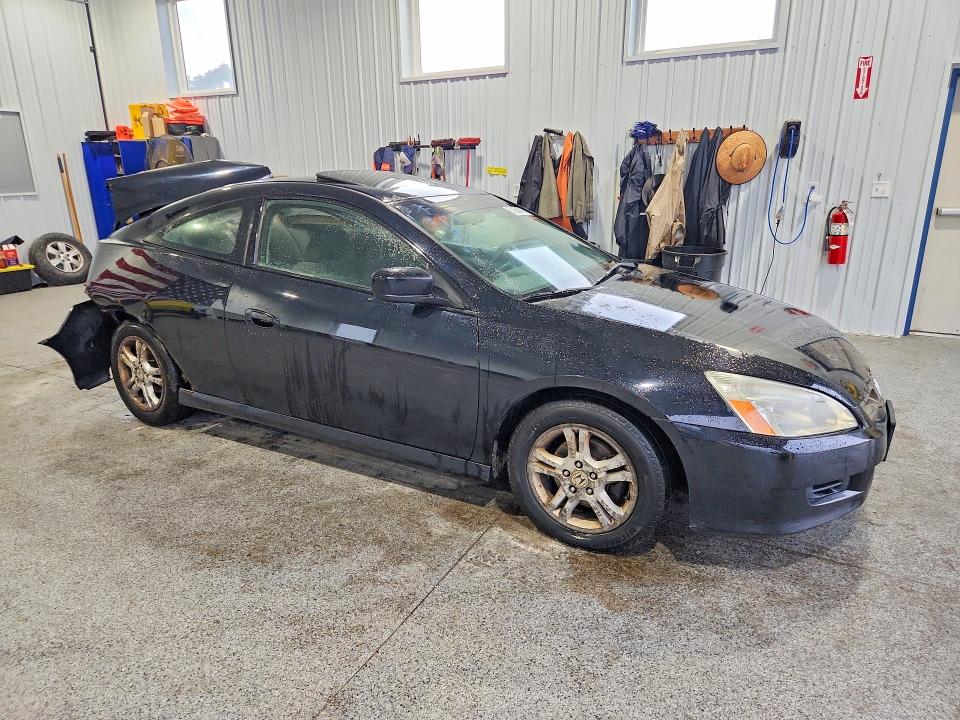 61864376 :رقم المزاد ، 1HGCM72707A011767 vin ، 2007 Honda Accord مزاد بيع