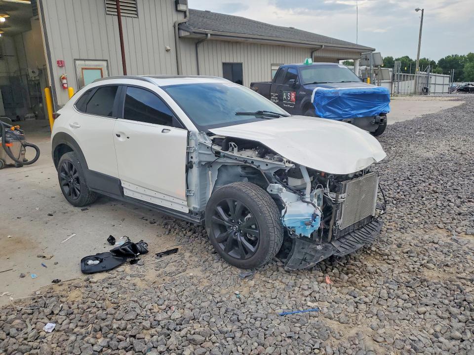 60846896 :رقم المزاد ، 3MVDMBAY3NM437886 vin ، 2022 Mazda Cx-30 مزاد بيع