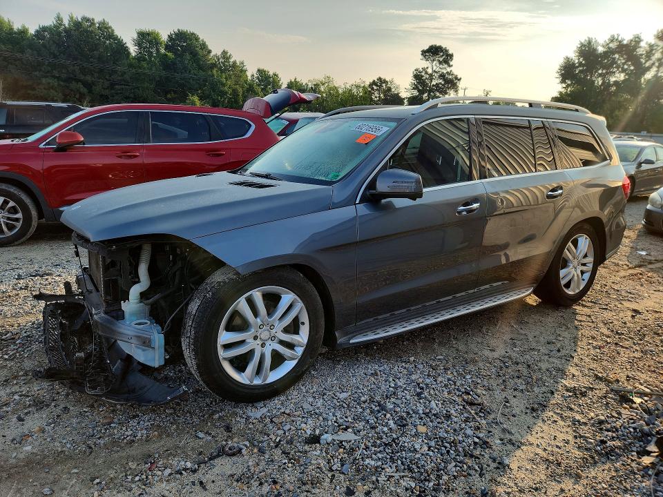 62930746 :رقم المزاد ، 4JGDF6EE9HA889647 vin ، 2017 Mercedes-benz Gls مزاد بيع
