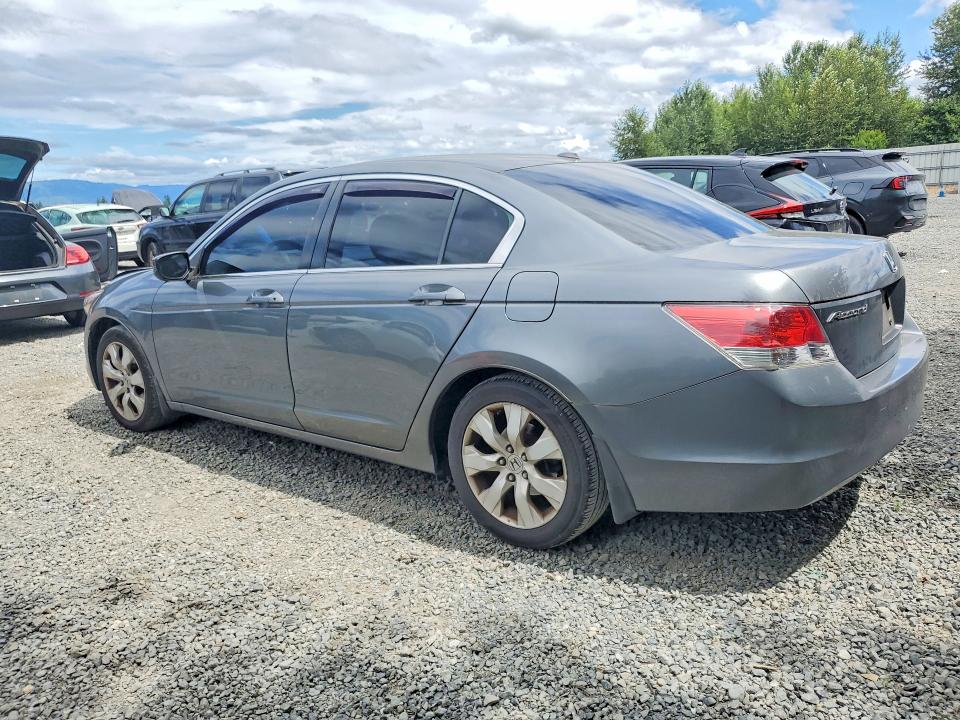 60476856 :رقم المزاد ، JHMCP26838C054256 vin ، 2008 Honda Accord مزاد بيع