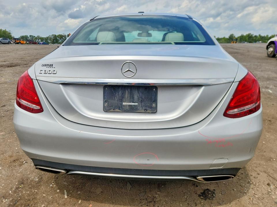 2015 Mercedes-benz C მანქანა იყიდება აუქციონზე, vin: 55SWF4JB1FU091806, აუქციონის ნომერი: 61853986