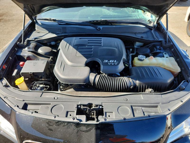 2015 Chrysler 300c მანქანა იყიდება აუქციონზე, vin: 2C3CCAEG9FH921920, აუქციონის ნომერი: 60988136