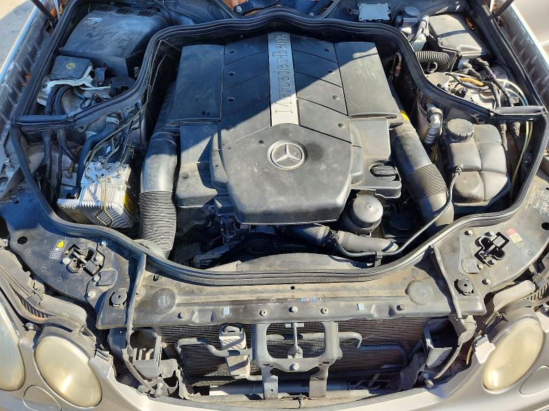 Продаж на аукціоні авто 2004 Mercedes-benz E, vin: WDBUF70J64A423827, номер лоту: 61174676