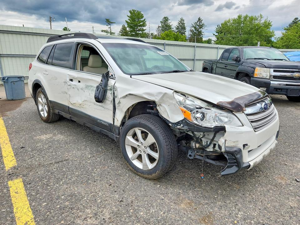 63197876 :رقم المزاد ، 4S4BRBKC6D3321266 vin ، 2013 Subaru Outback مزاد بيع