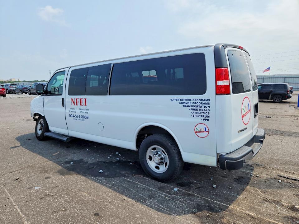 62994186 :رقم المزاد ، 1GAZGPFP1M1225004 vin ، 2021 Chevrolet Express G3500 مزاد بيع