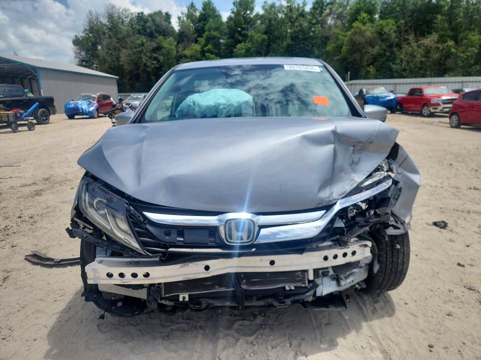 Продаж на аукціоні авто 2018 Honda Odyssey, vin: 5FNRL6H77JB076403, номер лоту: 60783456
