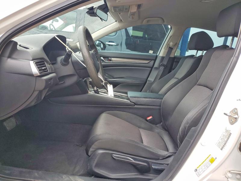 2018 Honda Accord მანქანა იყიდება აუქციონზე, vin: 1HGCV1F16JA136845, აუქციონის ნომერი: 60805236