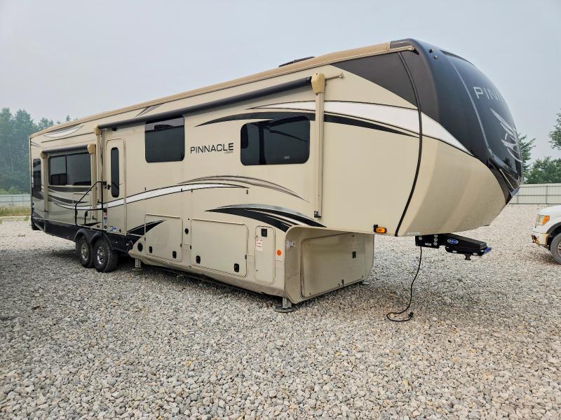 Продажа на аукционе авто 2023 Jayco Pinnacle Fifth Wheel, vin: 1UJCF0BV7P1RR0055, номер лота: 60505236