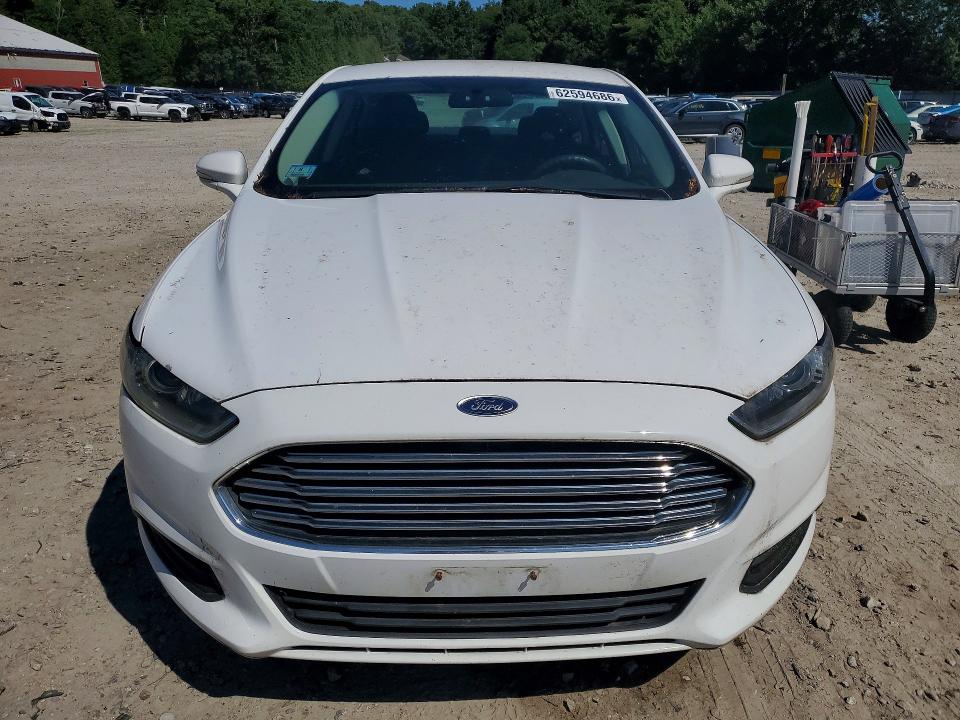 62594686 :رقم المزاد ، 1FA6P0H70F5114718 vin ، 2015 Ford Fusion مزاد بيع