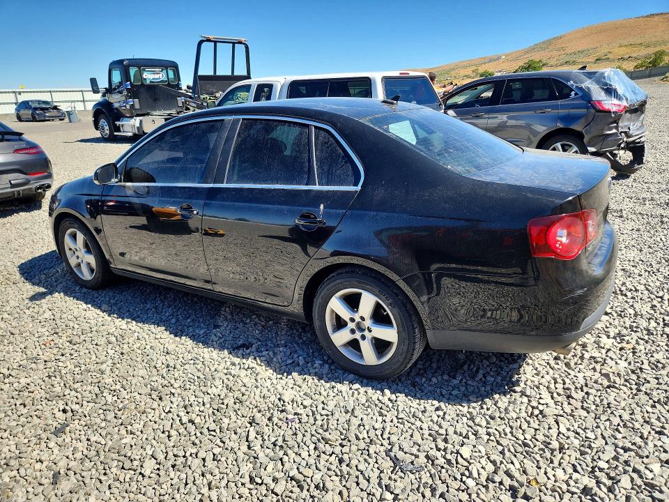 2008 Volkswagen Jetta მანქანა იყიდება აუქციონზე, vin: 3VWRZ71K48M130388, აუქციონის ნომერი: 61168146