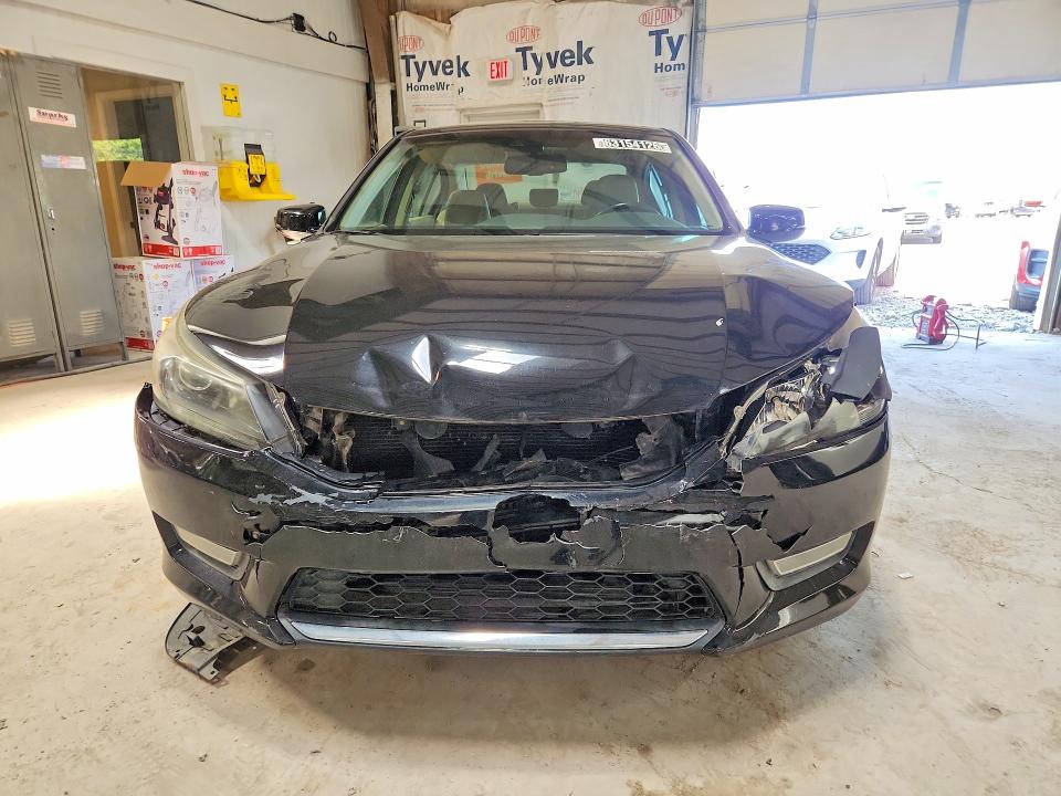 Продажа на аукционе авто 2013 Honda Accord, vin: 1HGCR3F82DA005297, номер лота: 63154126