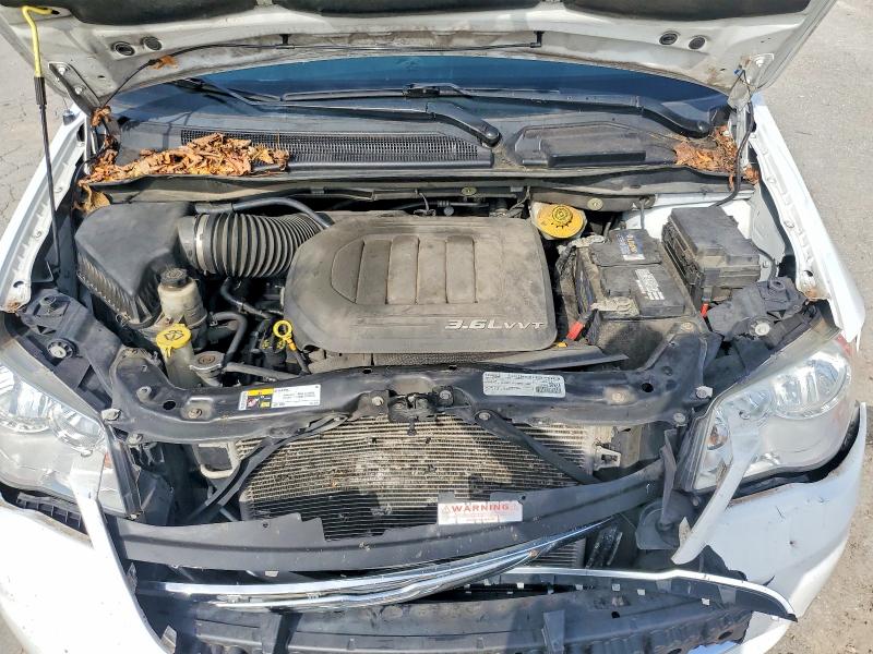 2016 Chrysler Town & Country მანქანა იყიდება აუქციონზე, vin: 2C4RC1AG4GR253550, აუქციონის ნომერი: 58544586