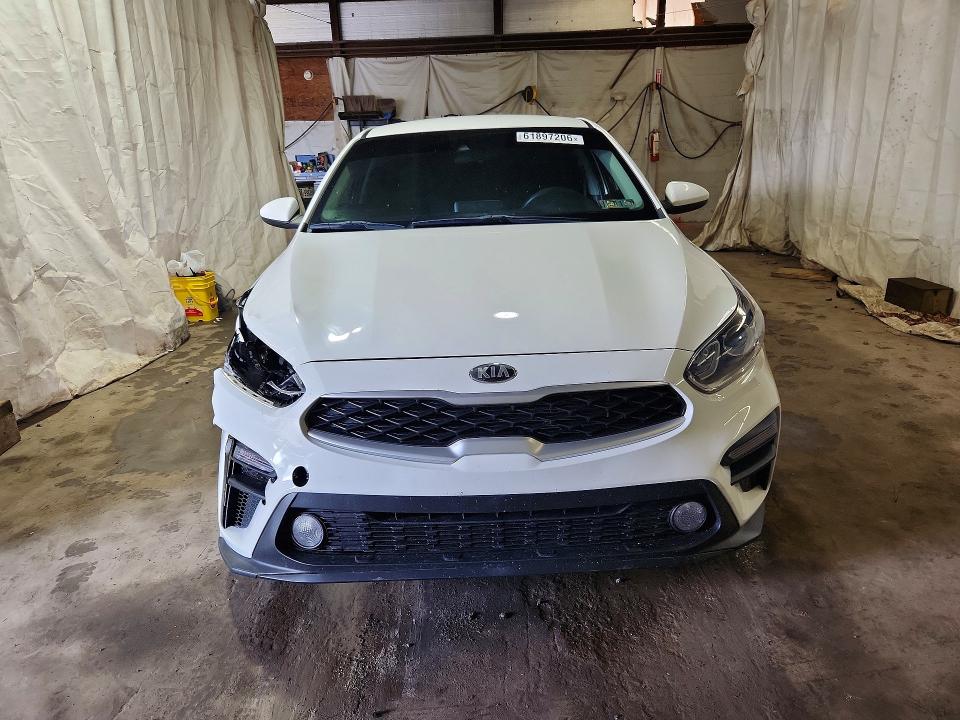 2020 Kia Forte მანქანა იყიდება აუქციონზე, vin: 3KPF24AD8LE153122, აუქციონის ნომერი: 61897206