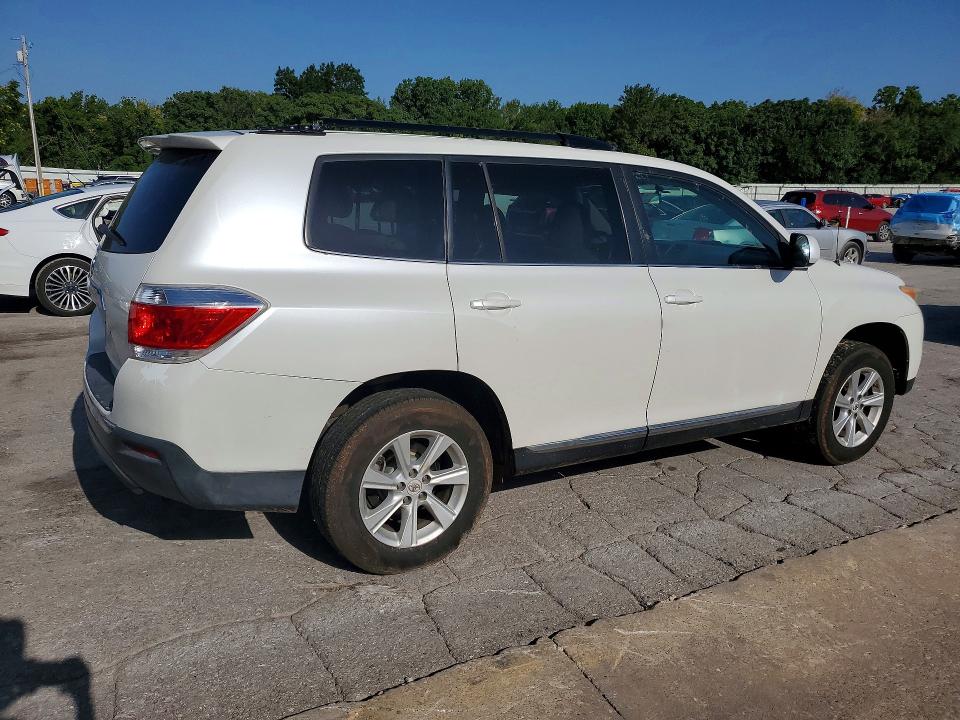 Продажа на аукционе авто 2011 Toyota Highlander, vin: 5TDZK3EH0BS035641, номер лота: 61537176