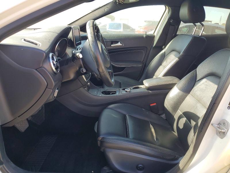 59897296 :رقم المزاد ، WDCTG4EB8HJ356139 vin ، 2017 Mercedes-benz Gla مزاد بيع