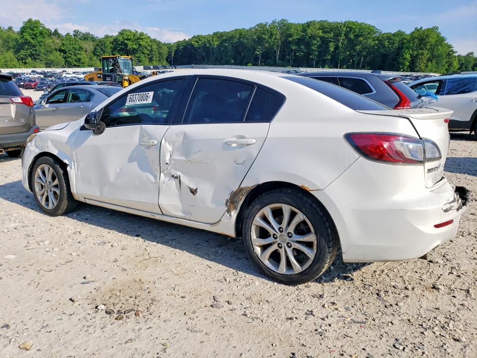 60370806 :رقم المزاد ، JM1BL1W69B1394399 vin ، 2011 Mazda 3 مزاد بيع