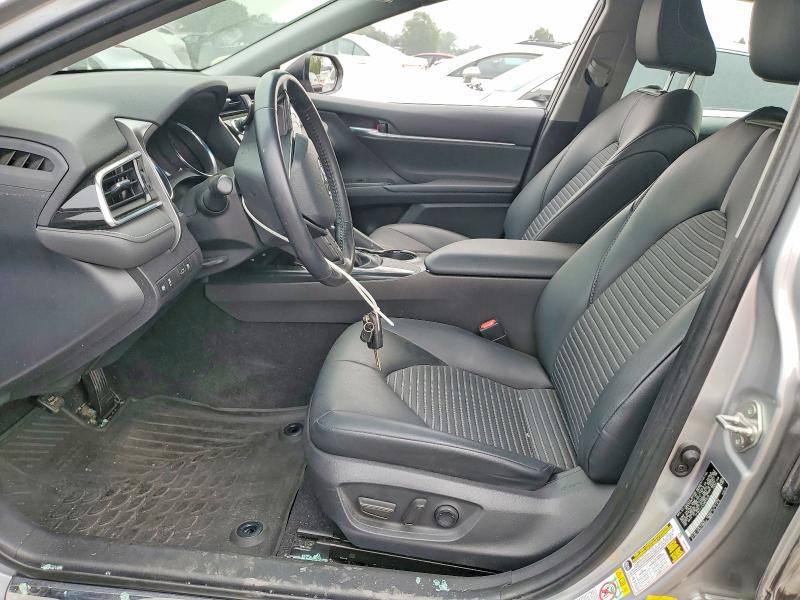 Продаж на аукціоні авто 2018 Toyota Camry, vin: 4T1B11HK9JU677510, номер лоту: 61469936