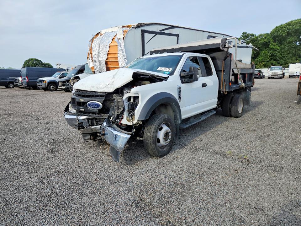 79134135 :رقم المزاد ، 1FD0X5HN4NED37172 vin ، 2022 Ford F550 مزاد بيع