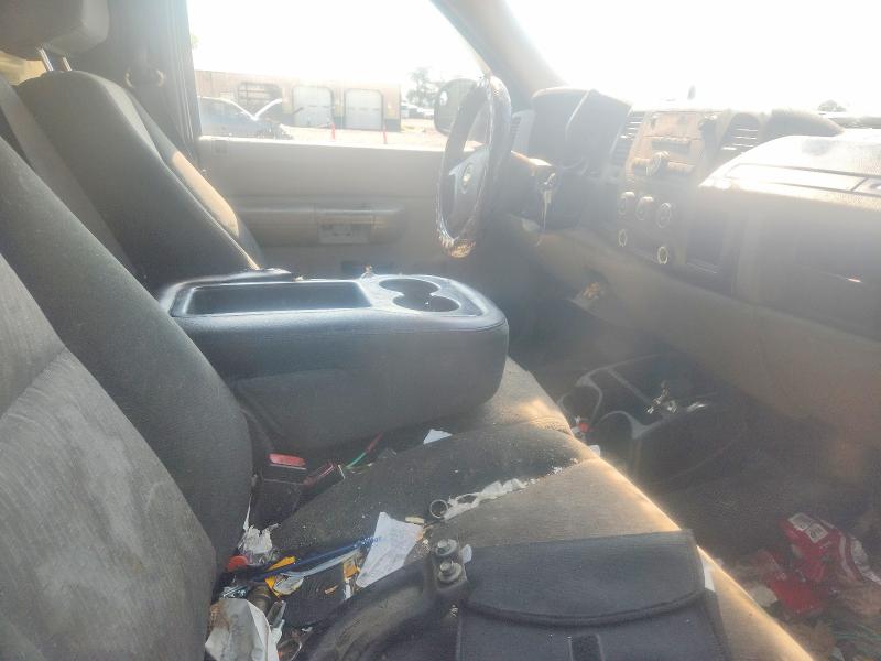 Продажа на аукционе авто 2007 Chevrolet Silverado, vin: 1GCEC14XX7Z639762, номер лота: 61565136