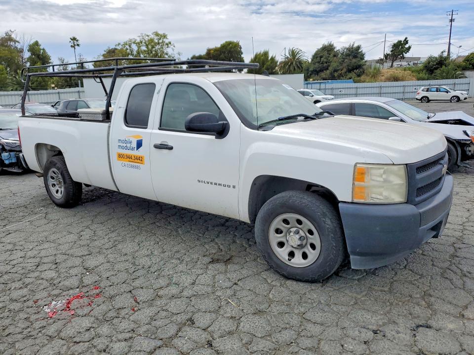 Продажа на аукционе авто 2007 Chevrolet Silverado, vin: 1GCEC19J97E529605, номер лота: 60995636