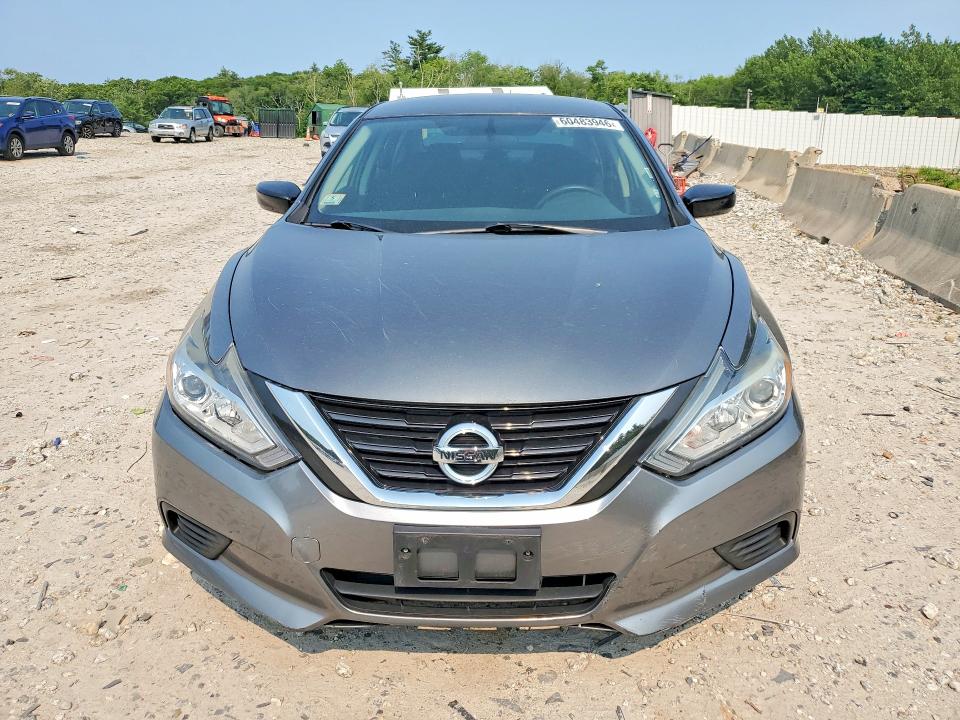 60483946 :رقم المزاد ، 1N4AL3AP5HC232084 vin ، 2017 Nissan Altima مزاد بيع