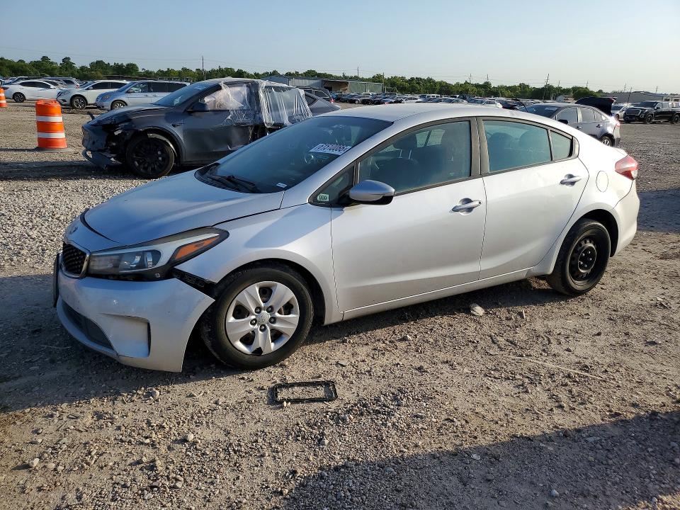 Aukcja sprzedaży 2017 Kia Forte, vin: 3KPFK4A7XHE041889, numer aukcji: 61510086