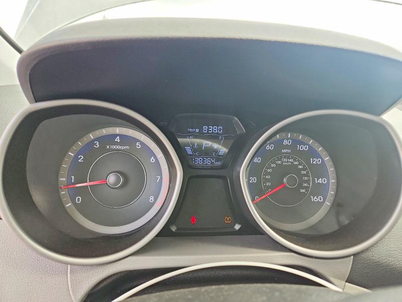 60137166 :رقم المزاد ، KMHDH4AE1GU624738 vin ، 2016 Hyundai Elantra مزاد بيع