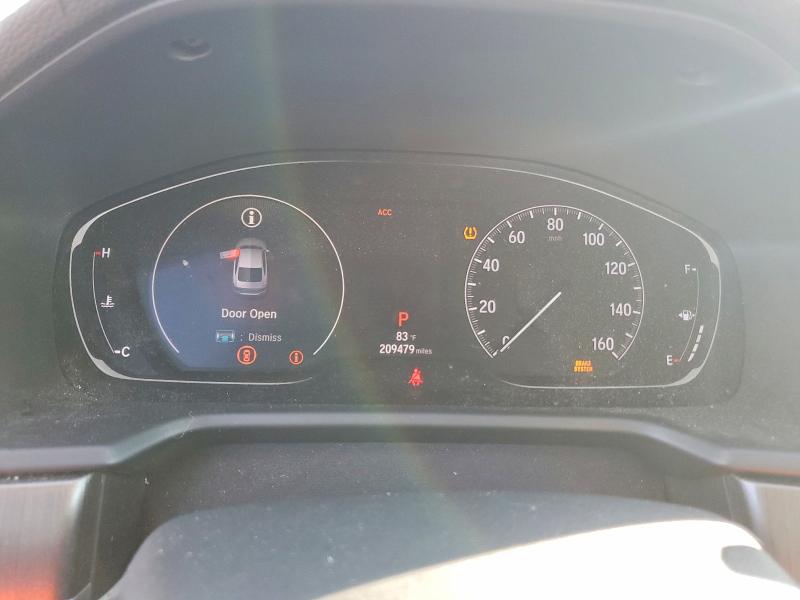 60787606 :رقم المزاد ، 1HGCV1F17JA041324 vin ، 2018 Honda Accord مزاد بيع