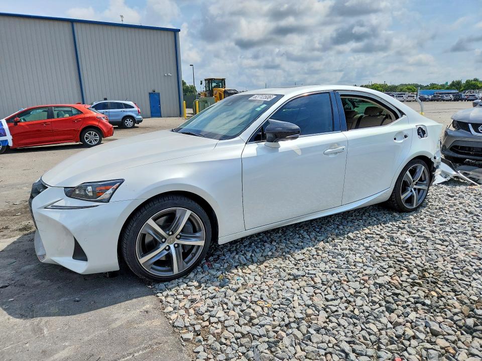 62712506 :رقم المزاد ، JTHDA1D21L5106561 vin ، 2020 Lexus Is مزاد بيع