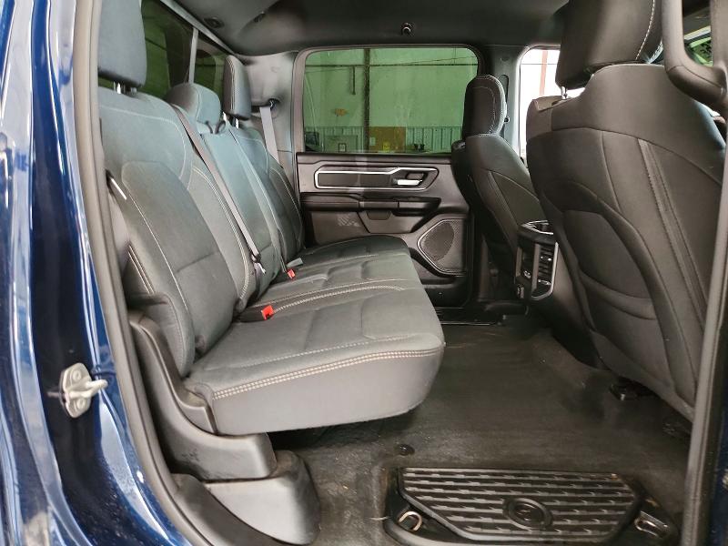 61318456 :رقم المزاد ، 1C6SRFFT2NN181333 vin ، 2022 Ram 1500 مزاد بيع