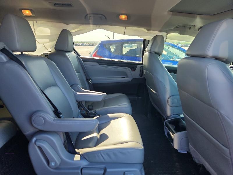 59277546 :رقم المزاد ، 5FNRL6H79JB003792 vin ، 2018 Honda Odyssey مزاد بيع