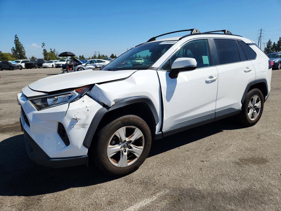 Auction sale of the 2020 Toyota Rav4, vin: 2T3W1RFV8LW071204, lot number: 61090836