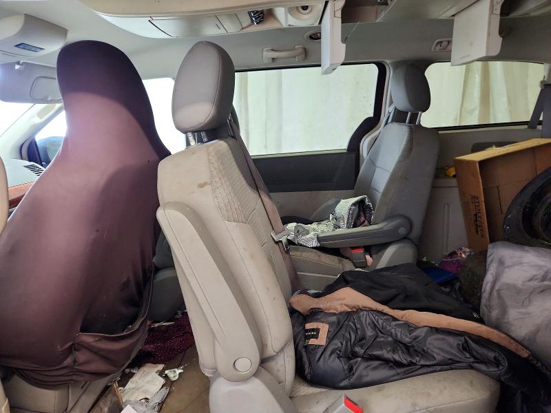 62929896 :رقم المزاد ، 2A8HR54PX8R658125 vin ، 2008 Chrysler Town & Country مزاد بيع