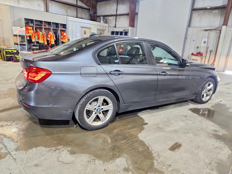 58635906 :رقم المزاد ، WBA3B3G57ENR81882 vin ، 2014 Bmw 328 مزاد بيع