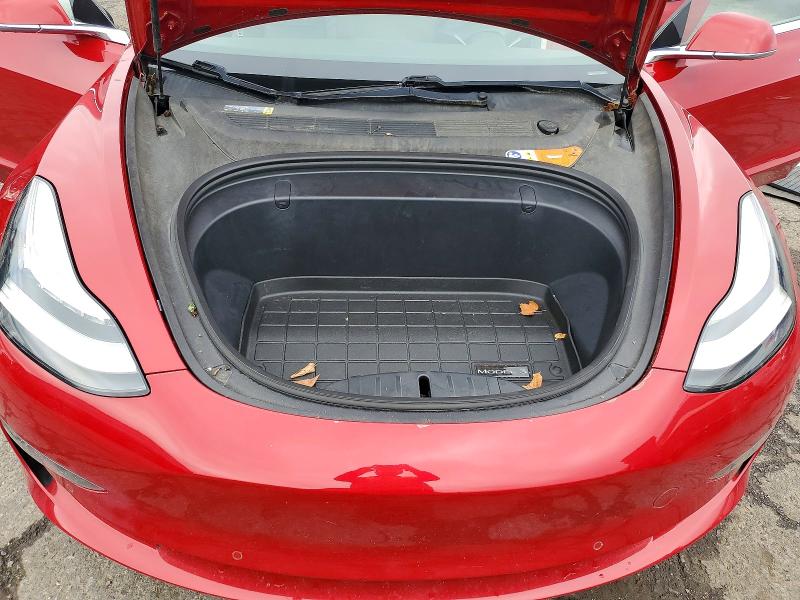59819676 :رقم المزاد ، 5YJ3E1EA8JF012941 vin ، 2018 Tesla Model 3 مزاد بيع