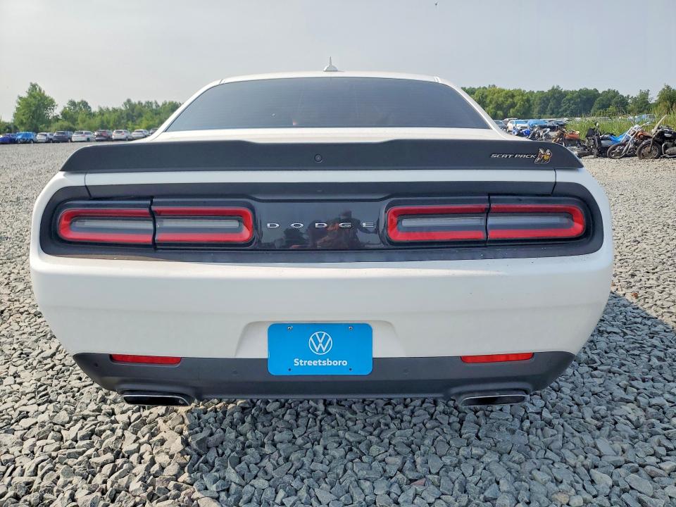 61183786 :رقم المزاد ، 2C3CDZFJ6NH247438 vin ، 2022 Dodge Challenger مزاد بيع