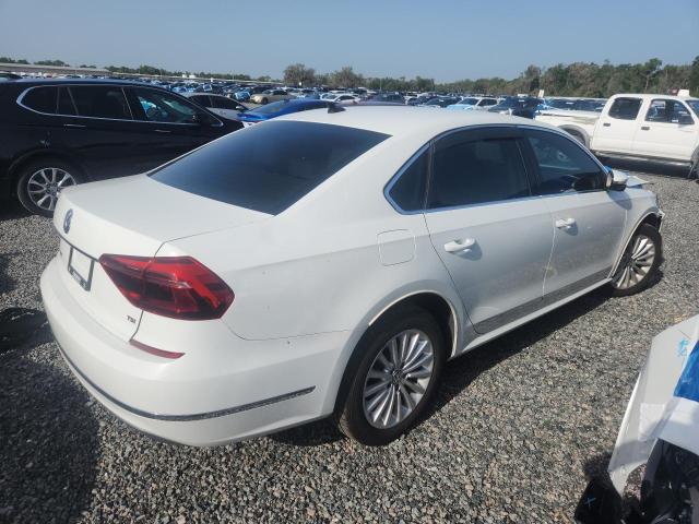 59788956 :رقم المزاد ، 1VWBT7A30HC022234 vin ، 2017 Volkswagen Passat مزاد بيع