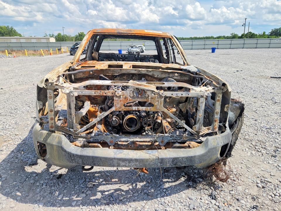 59350576 :رقم المزاد ، 3GCUKREC8GG335421 vin ، 2016 Chevrolet Silverado مزاد بيع