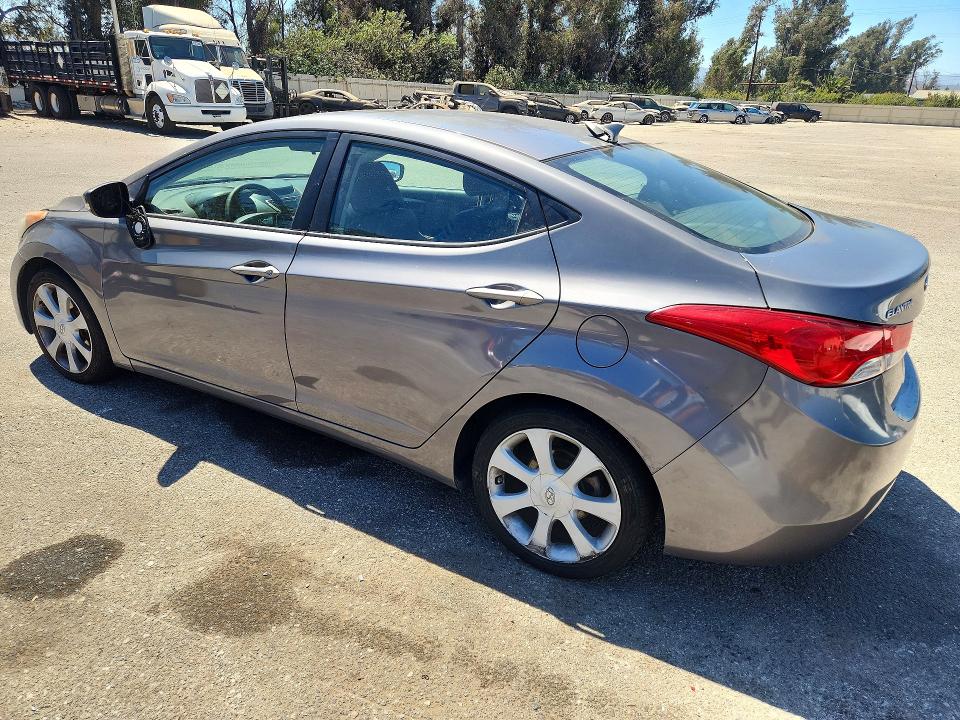 63354116 :رقم المزاد ، 5NPDH4AE5BH054539 vin ، 2011 Hyundai Elantra مزاد بيع