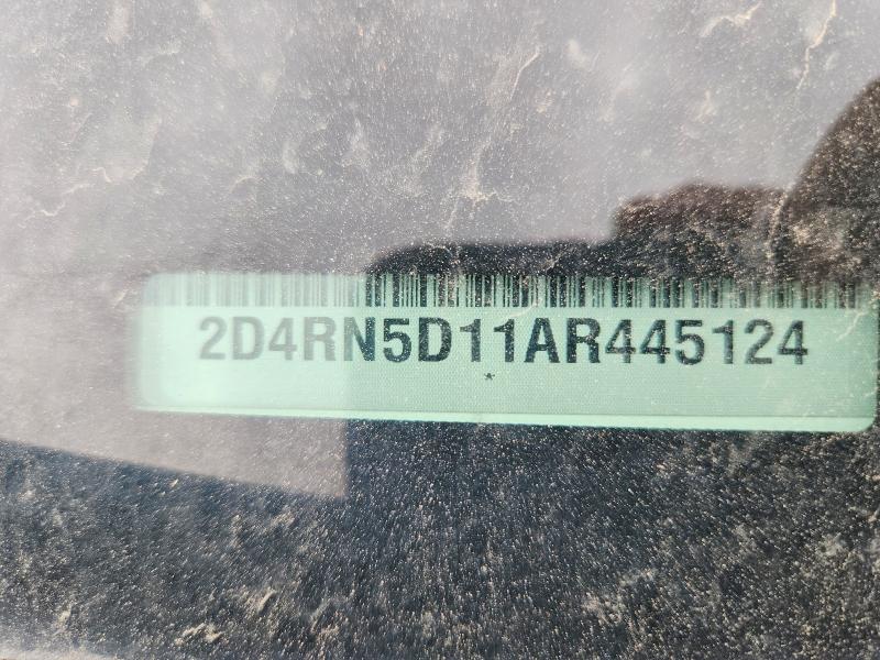 61916606 :رقم المزاد ، 2D4RN5D11AR445124 vin ، 2010 Dodge Grand Caravan مزاد بيع