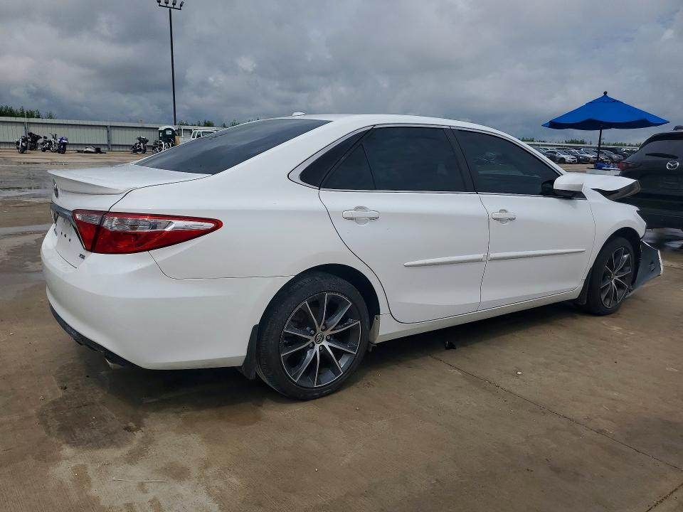 Aukcja sprzedaży 2016 Toyota Camry, vin: 4T1BF1FK8GU542550, numer aukcji: 60979946