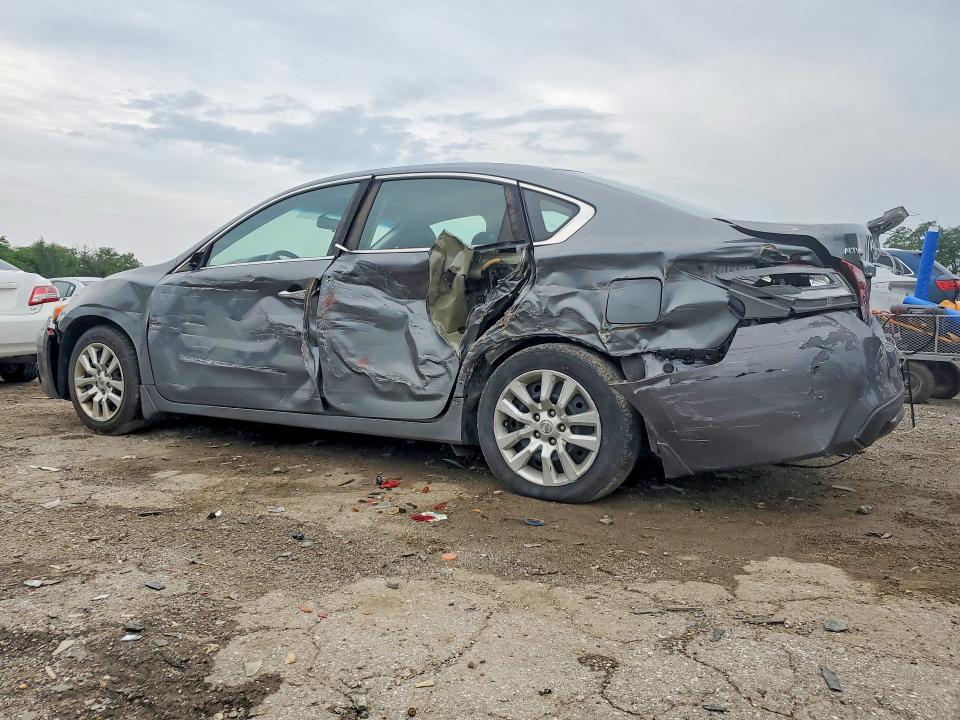 Продажа на аукционе авто 2018 Nissan Altima, vin: 1N4AL3AP1JC107718, номер лота: 60616086