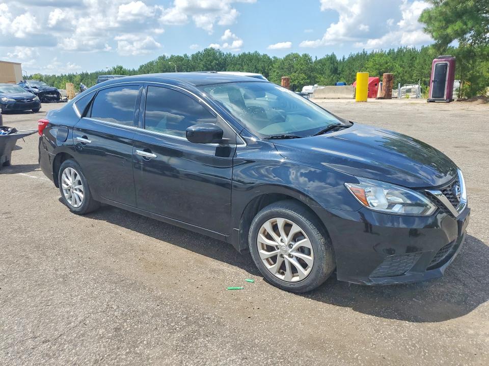 60794046 :رقم المزاد ، 3N1AB7APXJL619070 vin ، 2018 Nissan Sentra مزاد بيع