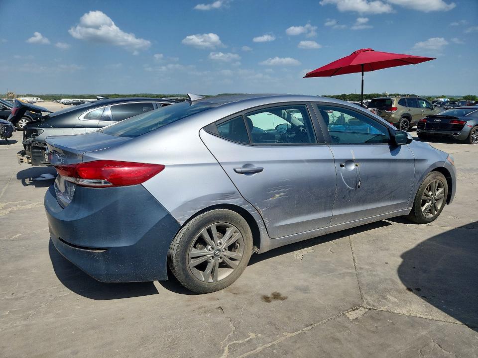 2017 Hyundai Elantra მანქანა იყიდება აუქციონზე, vin: 5NPD84LF7HH183736, აუქციონის ნომერი: 61980116