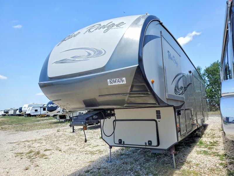 Продаж на аукціоні авто 2015 Forest River Travel Trl, vin: 4X4FBLM23FG100637, номер лоту: 62441476