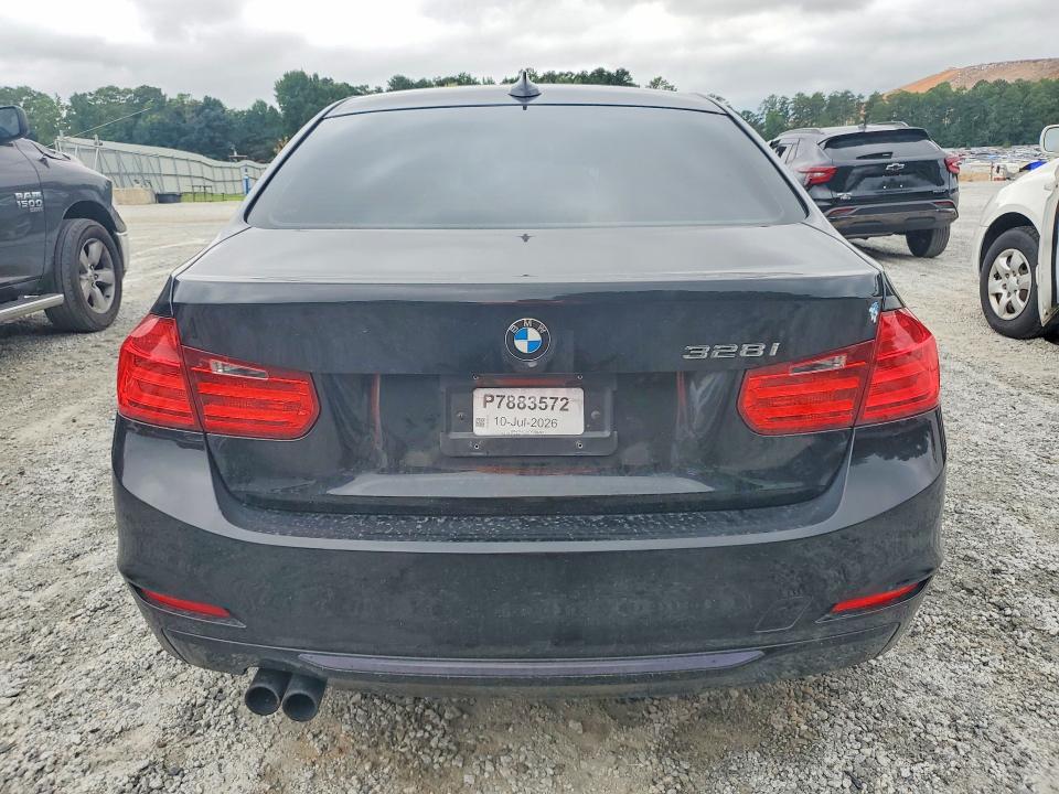 2013 Bmw 328 მანქანა იყიდება აუქციონზე, vin: WBA3A5C54DF355493, აუქციონის ნომერი: 60311566