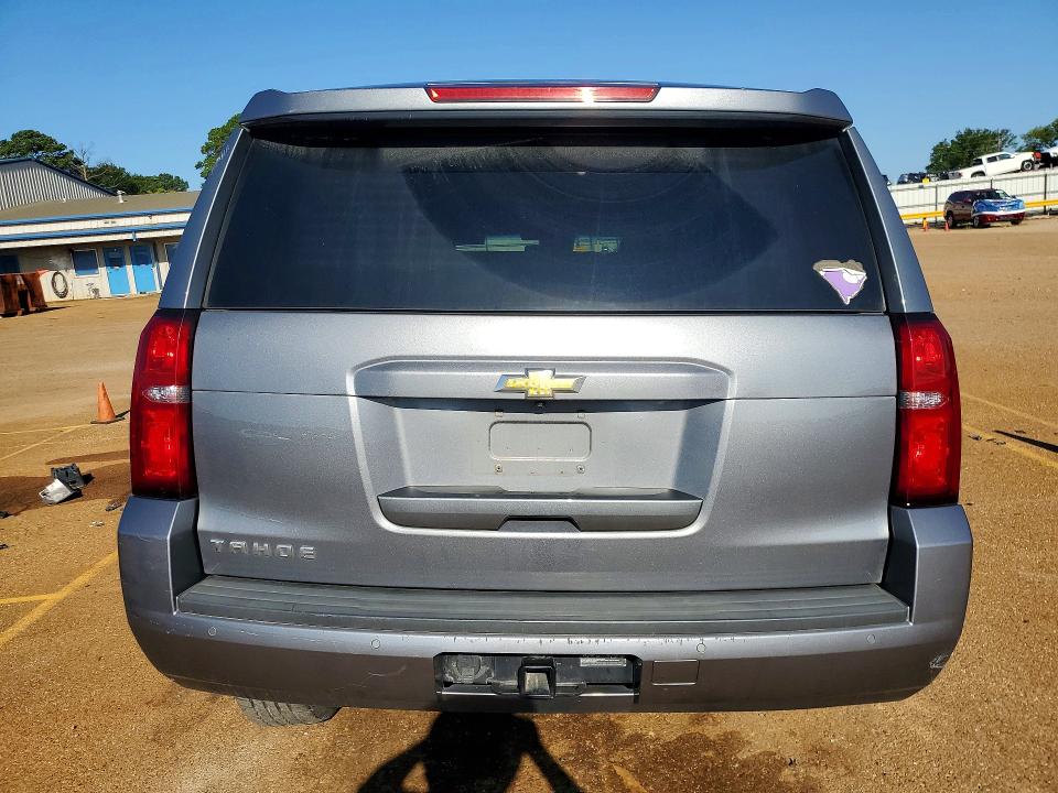 Продажа на аукционе авто 2018 Chevrolet Tahoe, vin: 1GNSCBKC6JR370246, номер лота: 57384896