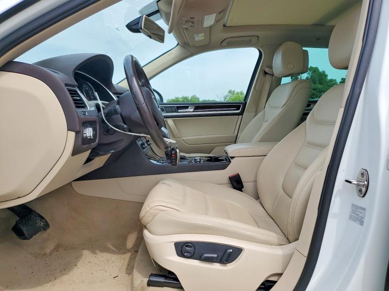 59870406 :رقم المزاد ، WVGEF9BP4DD002167 vin ، 2013 Volkswagen Touareg مزاد بيع