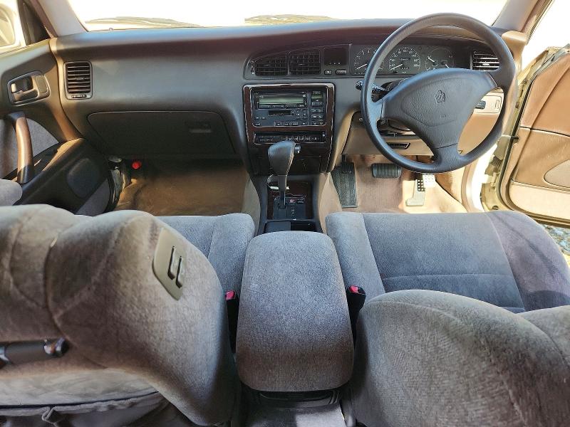 1994 Toyota Crown Signia მანქანა იყიდება აუქციონზე, vin: 0000JZS1430052647, აუქციონის ნომერი: 61755046