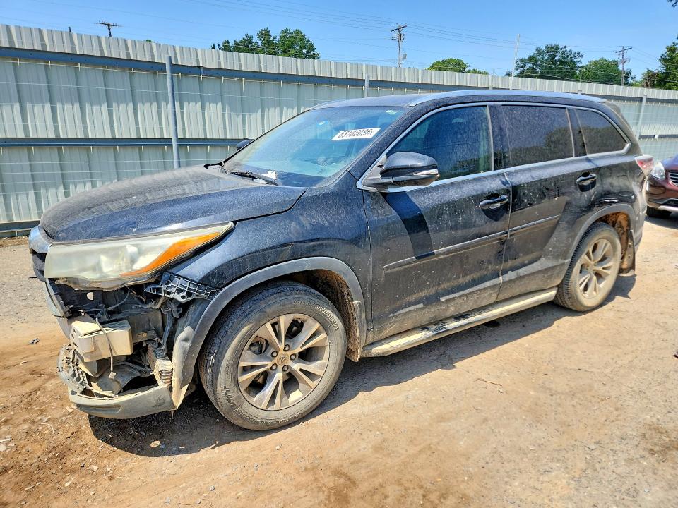 63186086 :رقم المزاد ، 5TDKKRFH0FS089658 vin ، 2015 Toyota Highlander مزاد بيع